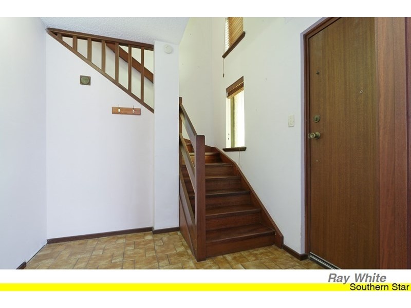 33 Third Avenue, Kelmscott WA 6111