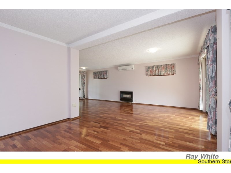 33 Third Avenue, Kelmscott WA 6111