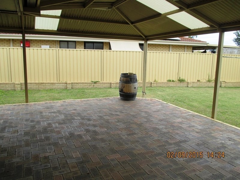 13 Magpie Place, Brookdale WA 6112