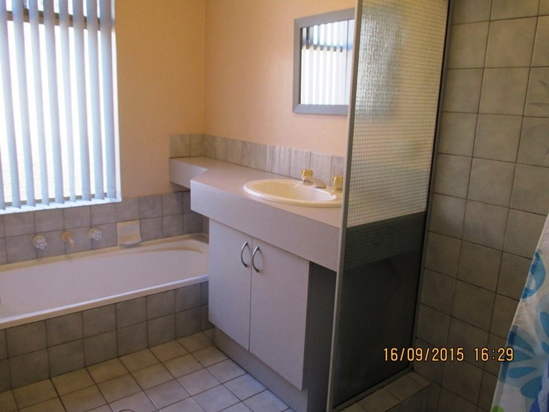 98 Brown Crescent, Seville Grove WA 6112