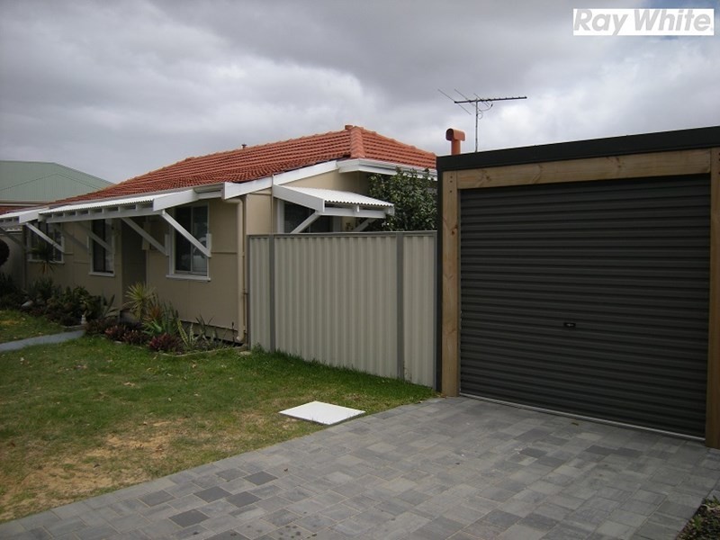 19 Bray Street, Kelmscott WA 6111