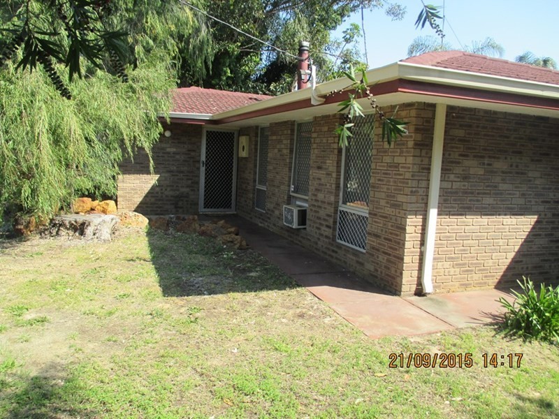 22 Dollis Way, Camillo WA 6111