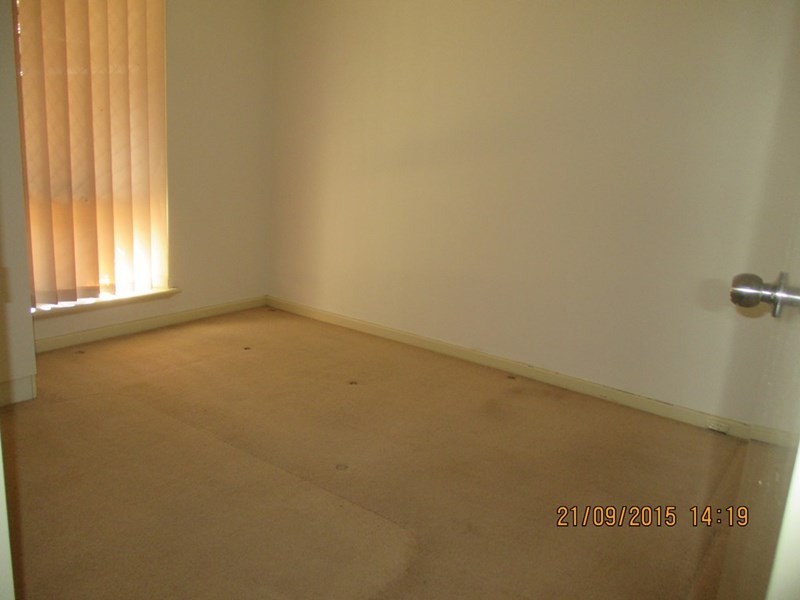 22 Dollis Way, Camillo WA 6111