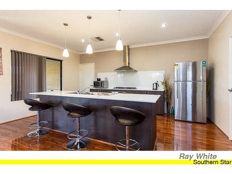 7 Carbine Bend, Byford WA 6122