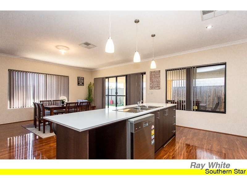 7 Carbine Bend, Byford WA 6122