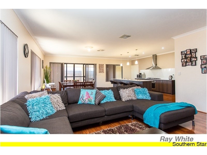 7 Carbine Bend, Byford WA 6122