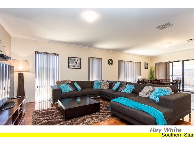 7 Carbine Bend, Byford WA 6122