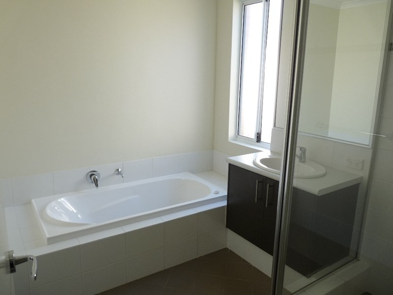 22 Bonner Lane, Armadale WA 6112