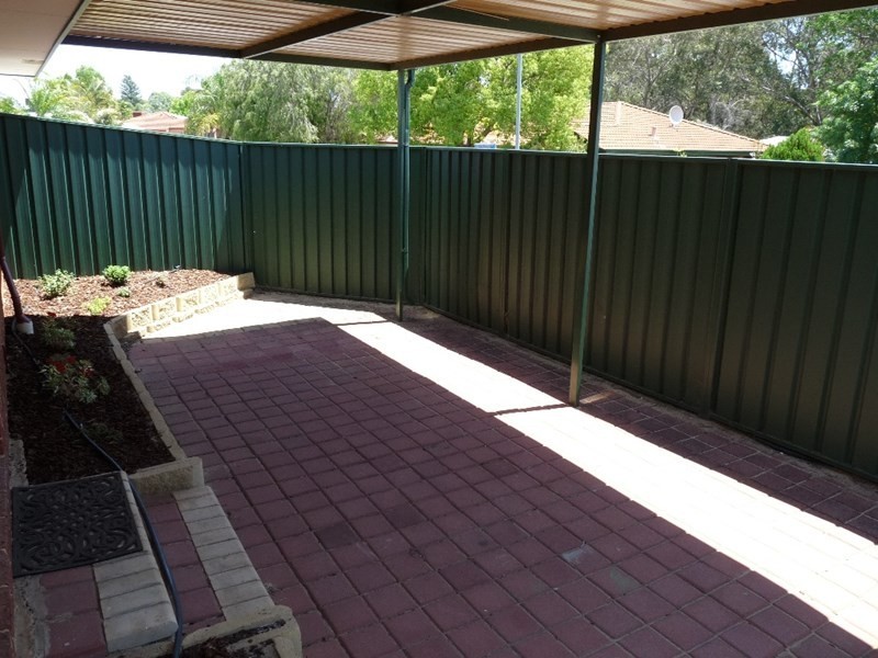 11 Settlers Way, Gosnells WA 6110