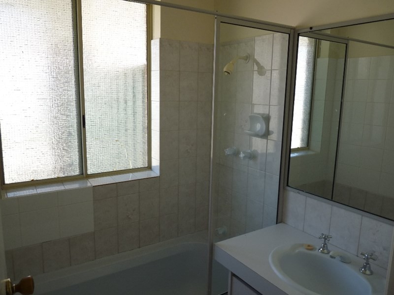 11 Settlers Way, Gosnells WA 6110