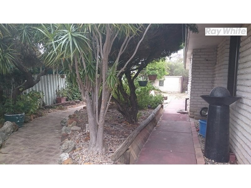 26 Ward Crescent, Kelmscott WA 6111