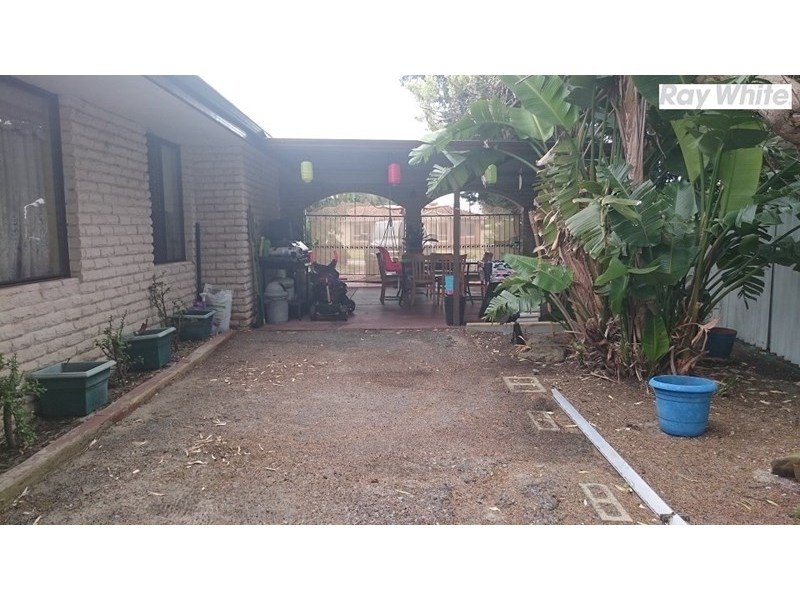 26 Ward Crescent, Kelmscott WA 6111