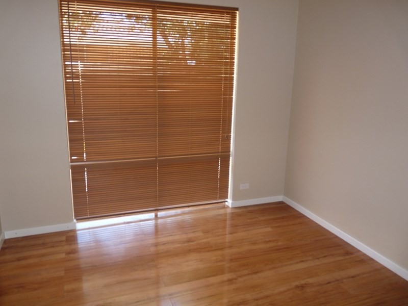 35 Wilkinson Street, Gosnells WA 6110