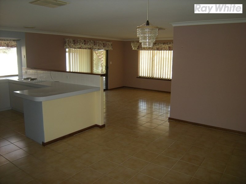 48 Aussat Drive, Kiara WA 6054