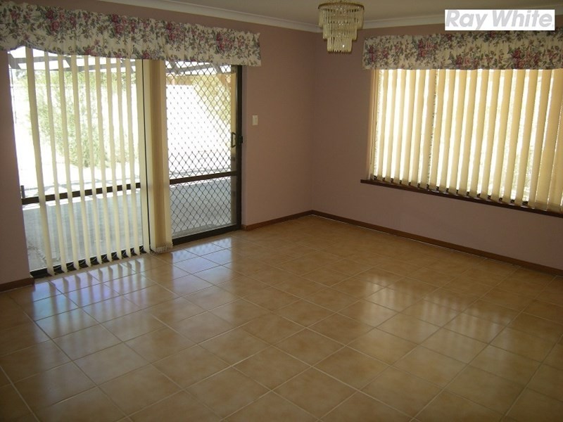 48 Aussat Drive, Kiara WA 6054