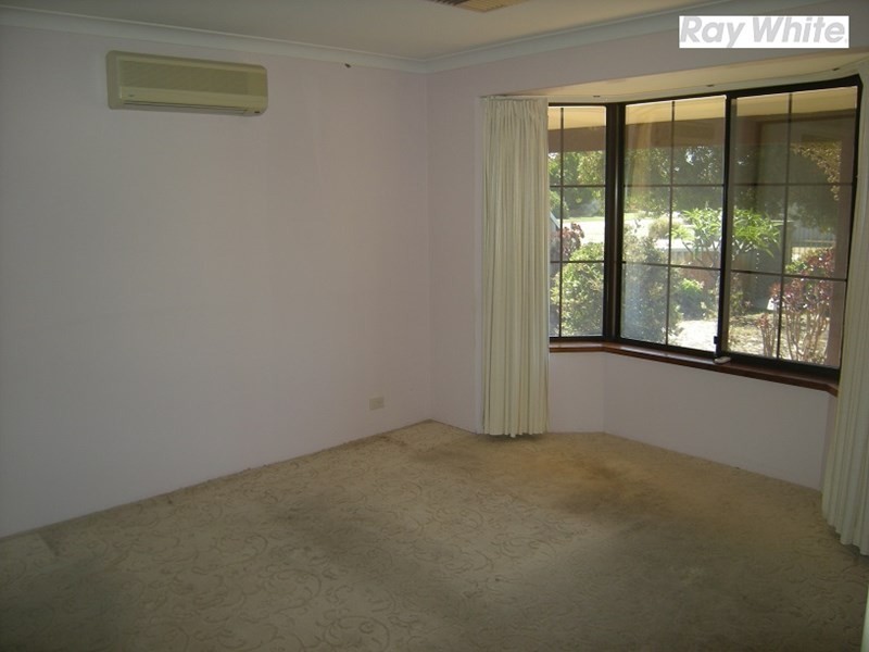 48 Aussat Drive, Kiara WA 6054