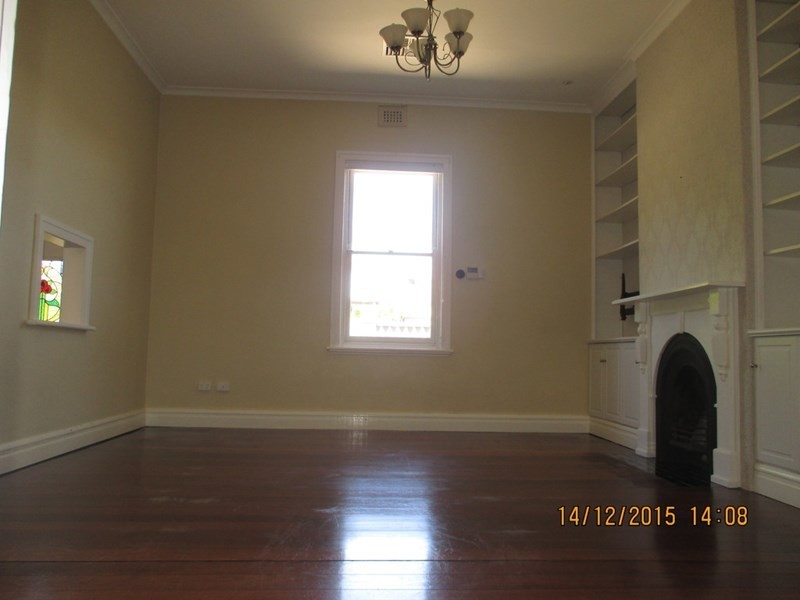 6 Henry Street, East Cannington WA 6107