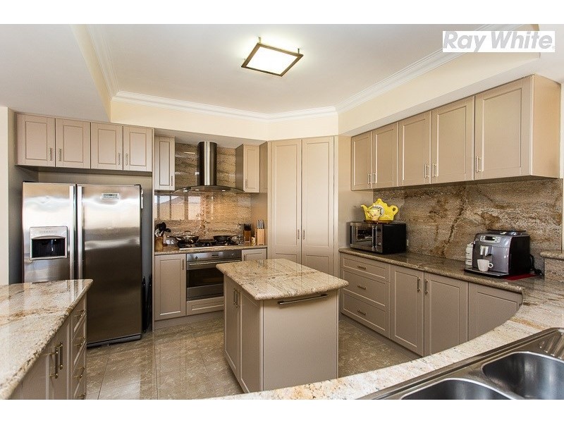 8 Breelya Rise, Canning Vale WA 6155