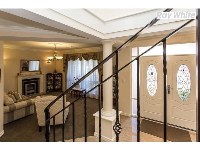 8 Breelya Rise, Canning Vale WA 6155