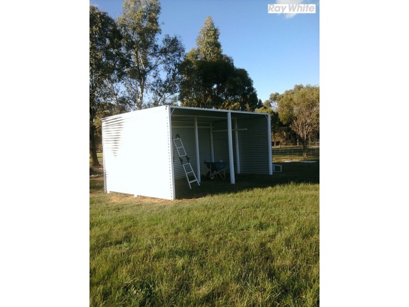 8 Haddleton Road, Woodanilling WA 6316