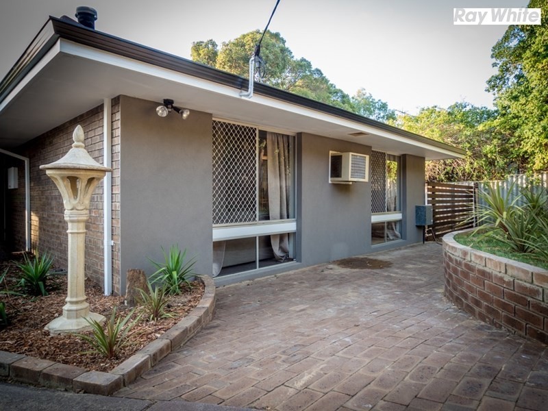35 Harrison Road, Mount Richon WA 6112