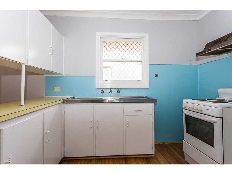 20 Benjamin Street, Armadale WA 6112