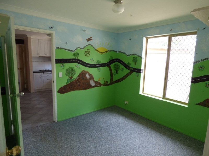 3 Symes Close, Seville Grove WA 6112