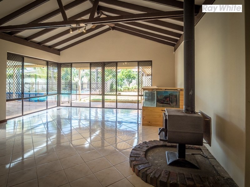 16 Elanora Road, Armadale WA 6112