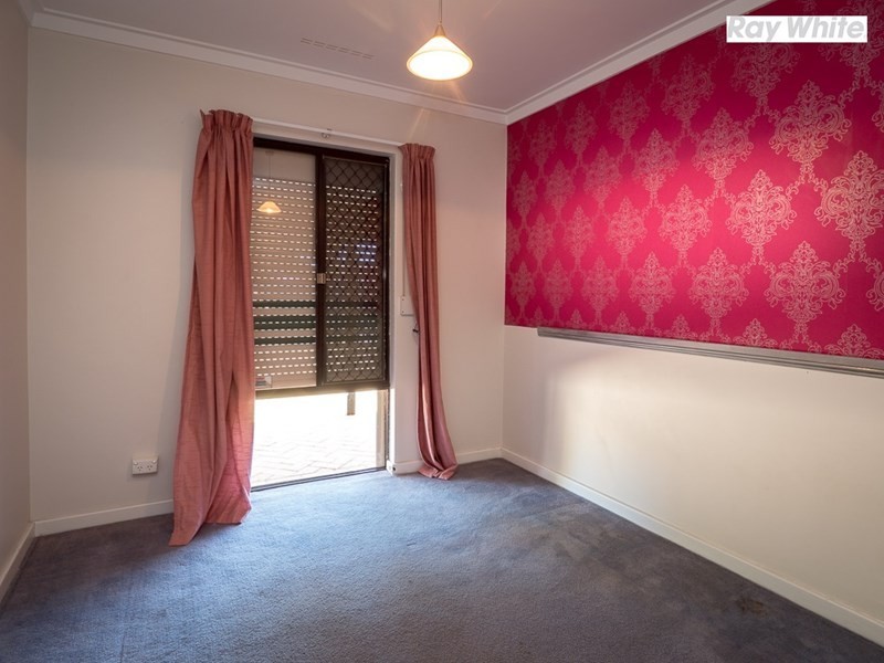 16 Elanora Road, Armadale WA 6112