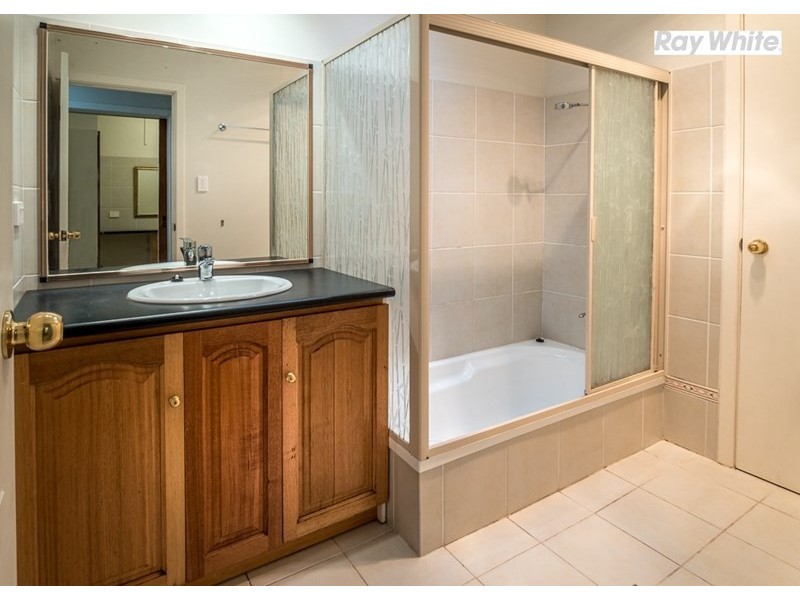 16 Elanora Road, Armadale WA 6112