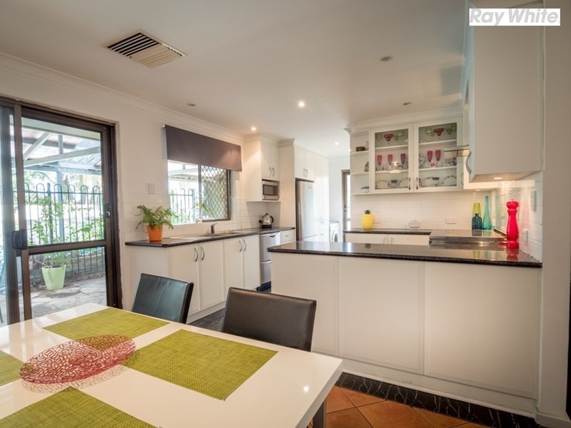 12 Palm Terrace, Forrestfield WA 6058