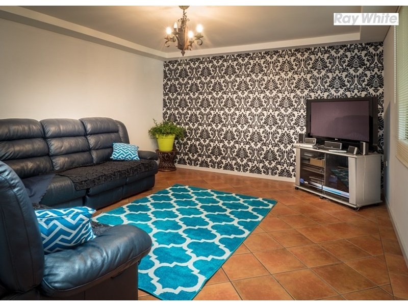 12 Palm Terrace, Forrestfield WA 6058