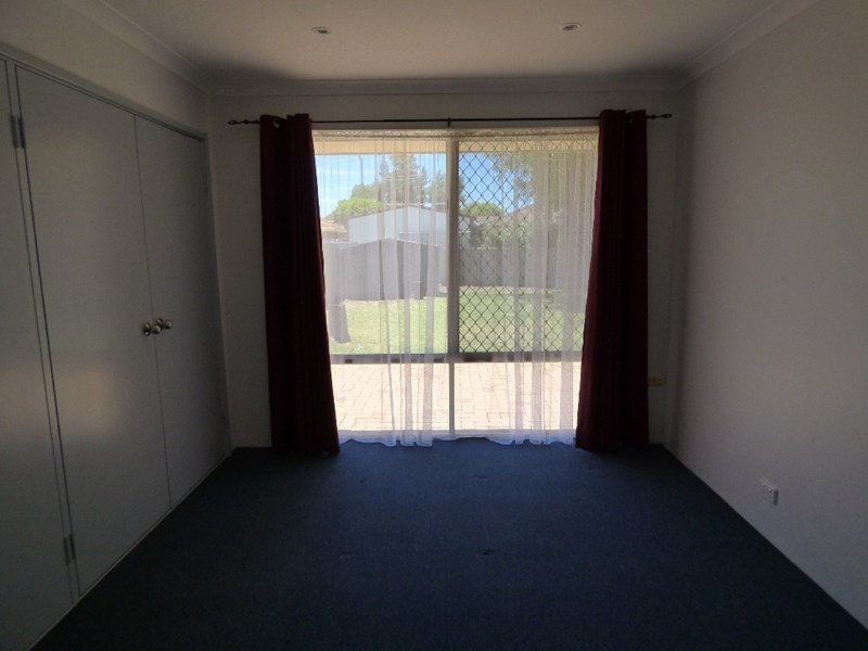 6 McGrath Place, Seville Grove WA 6112