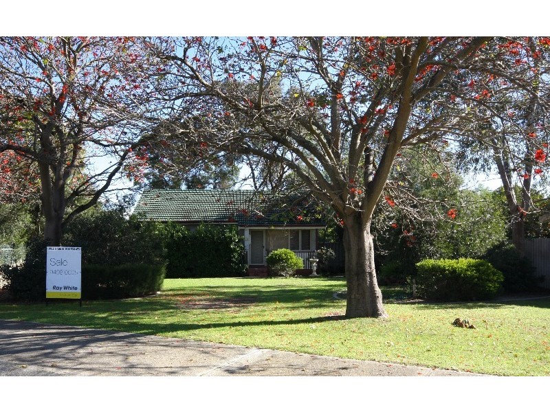 28 Robin Hood Avenue, Armadale WA 6112