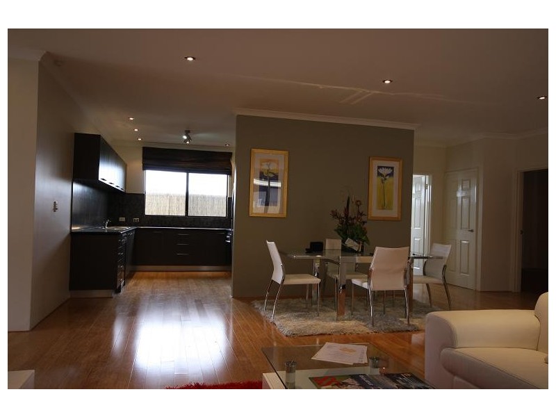 11 Pear Tree Terrace, Seville Grove WA 6112