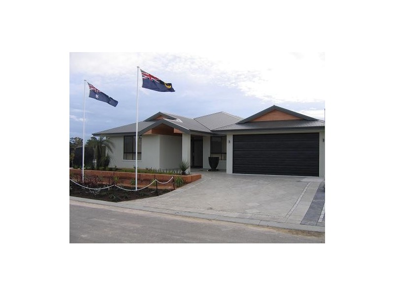 11 Pear Tree Terrace, Seville Grove WA 6112