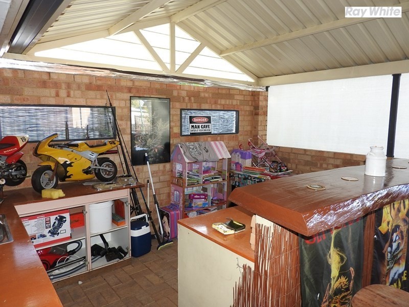 12 Piesse Place, Seville Grove WA 6112