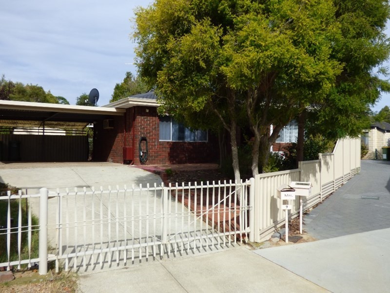 9 Netley, Armadale WA 6112