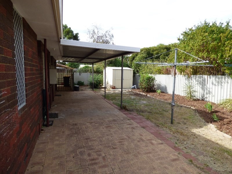 9 Netley, Armadale WA 6112