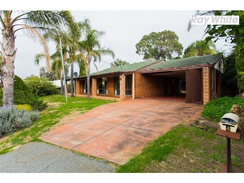 4 Looranah Street, Mount Nasura WA 6112
