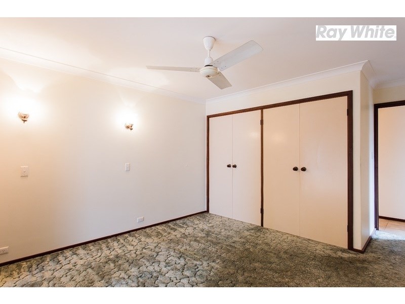 4 Looranah Street, Mount Nasura WA 6112