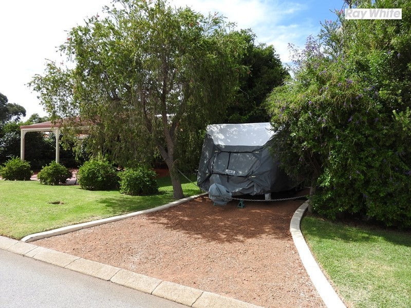 3 May Close, Armadale WA 6112