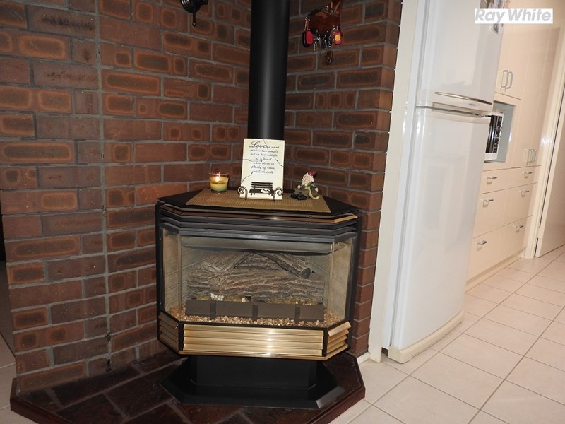 3 May Close, Armadale WA 6112