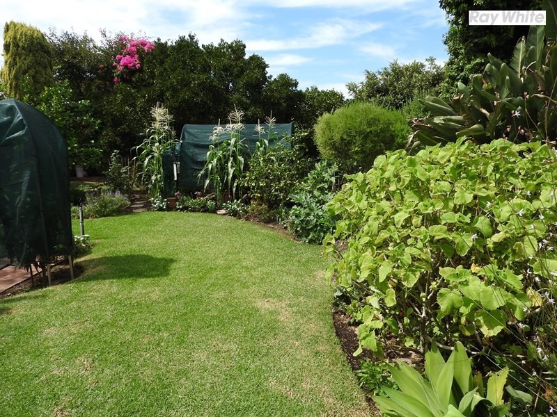 3 May Close, Armadale WA 6112
