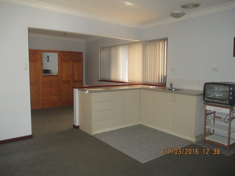 3113 Albany Highway, Armadale WA 6112