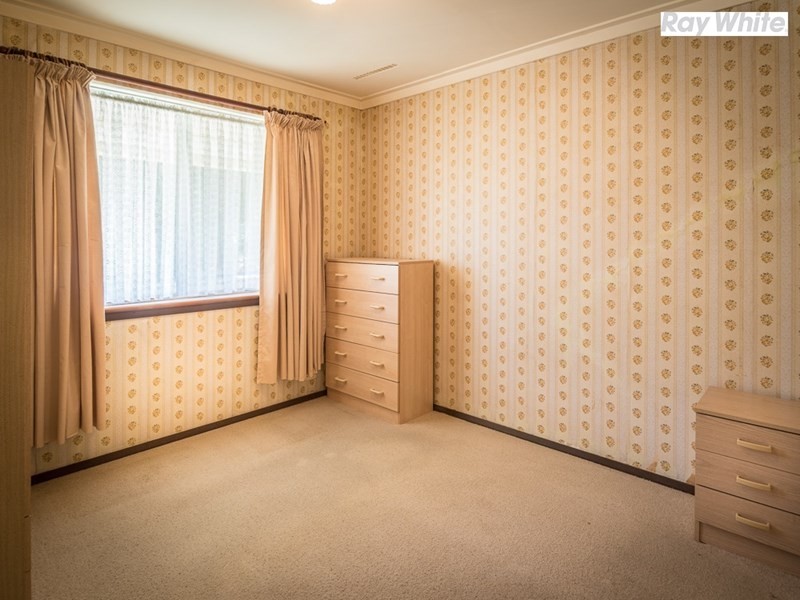 23 Carawatha Avenue, Mount Nasura WA 6112