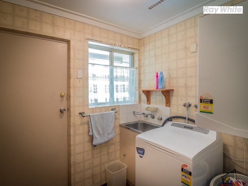 23 Carawatha Avenue, Mount Nasura WA 6112