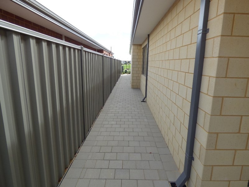 8 Cristonia Terrrace, Byford WA 6122