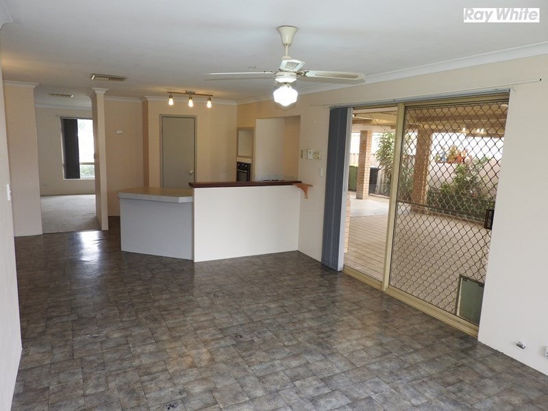 12 Bodicoat Drive, Brookdale WA 6112