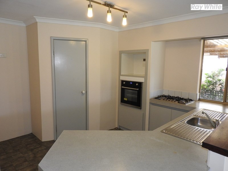 12 Bodicoat Drive, Brookdale WA 6112